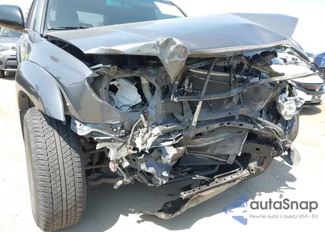 2007 Toyota 4Runner Sr5 V6 z USA, uszkodzony, nr VIN JTEZU14R070085616